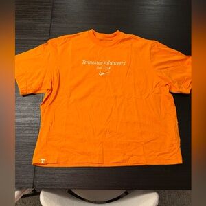 NWOT Nike Tennessee Volunteers Orange Short Sleeve Logo Tee